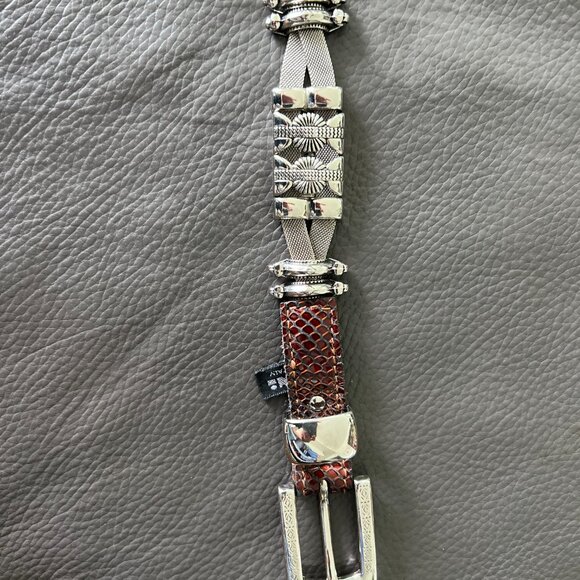 Stunning Metal Ladies Nanni Belt! Designed and handcrafted in Italy - Picture 2 of 4